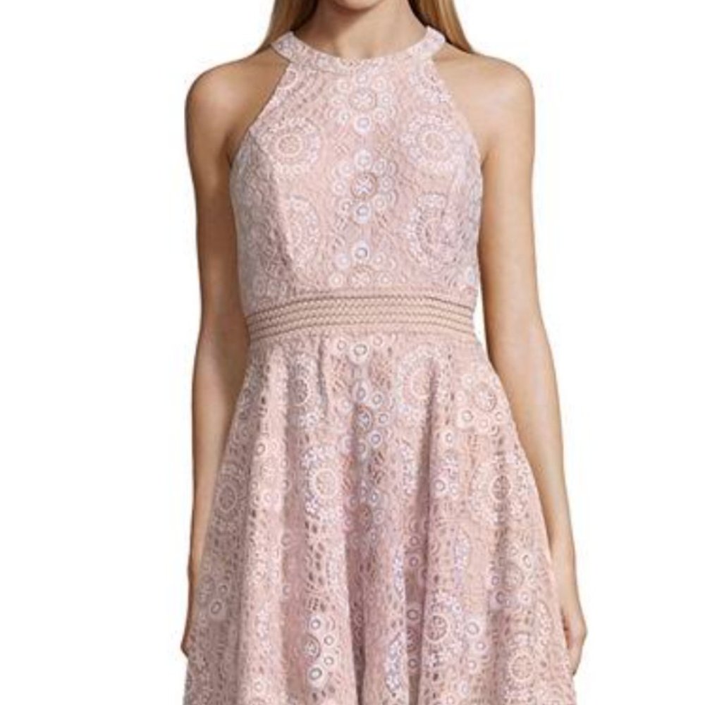 Women's Lace Flared City Triangles Dress (Pink, Size S)